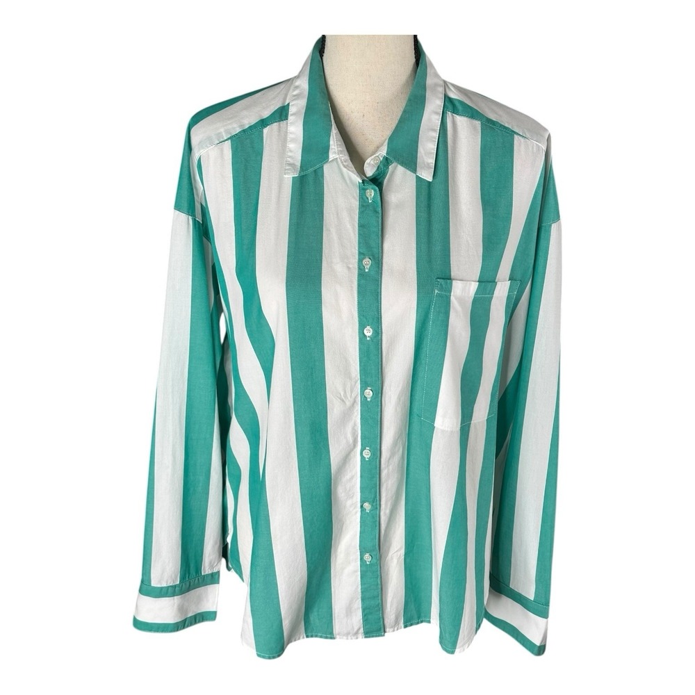 XiRENA Teal and White Vertical Stripe Button-Down Shirt